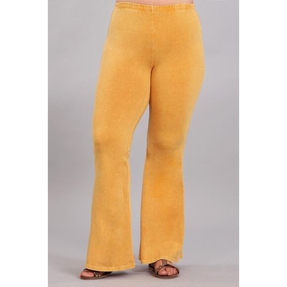 Chatoyant Plus Size Mineral Wash Bell Bottoms Amber 1XL - Picture 3 of 4